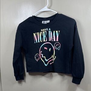 Smiley World‎ crop Sweater Youth Black Pullover Crew Neck Nice Day Emoji Kids